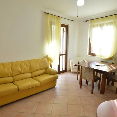 Izzhome Crispi شقة
